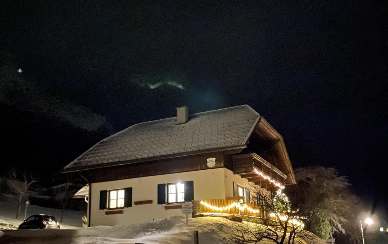 Ferienwohnung Syen Grundlsee Exteriör bild