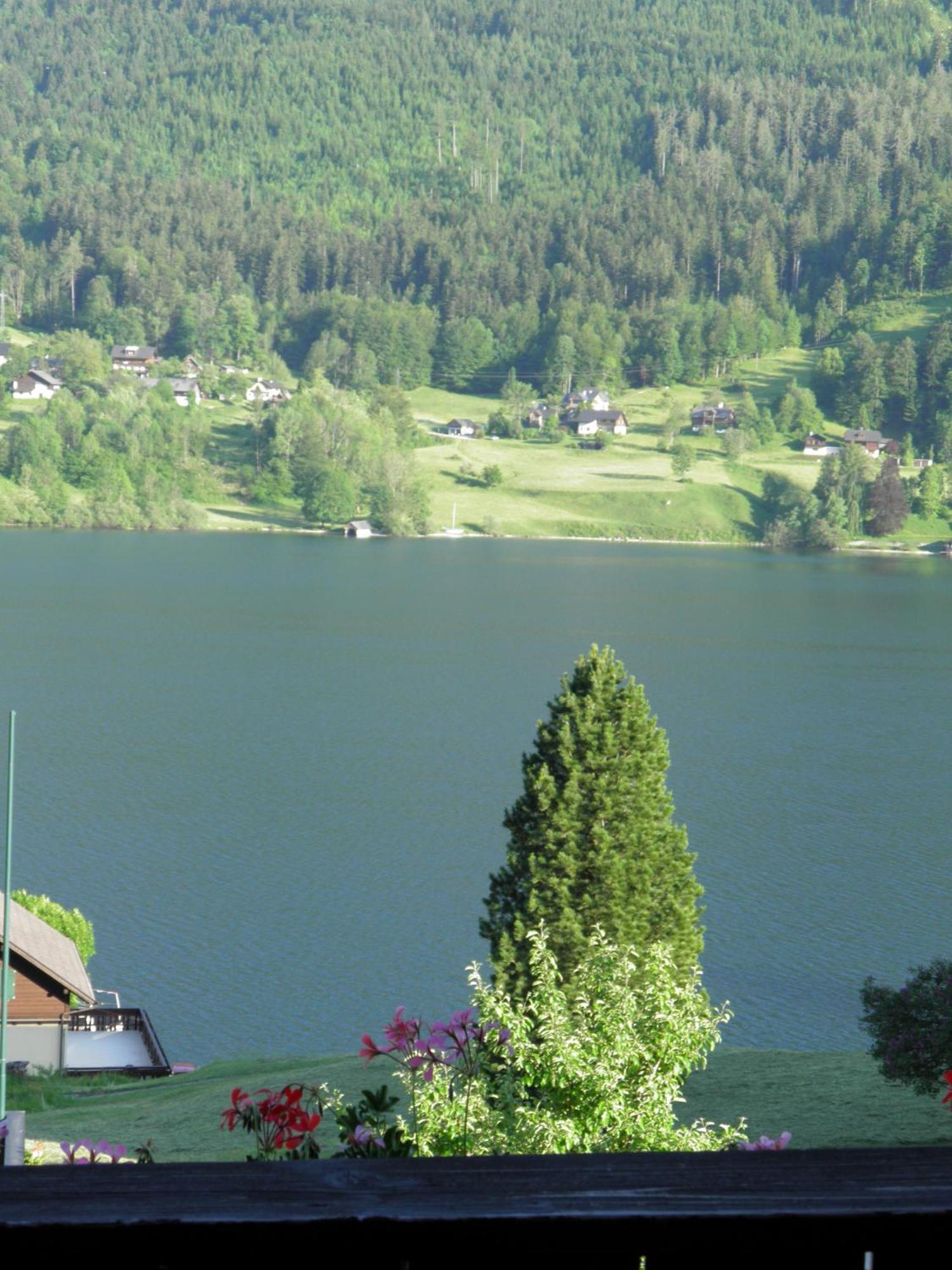Ferienwohnung Syen Grundlsee Exteriör bild